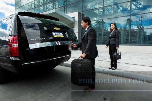 Limousines Airport Transfers in Philadelphia
